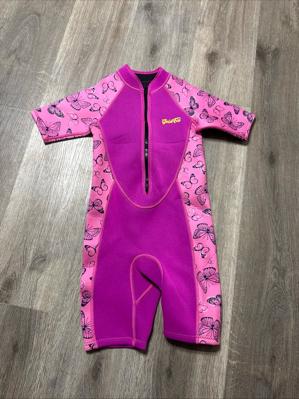 Kids' Pink & Magenta Butterfly Short-Sleeve Rashguard